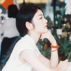 李婧也