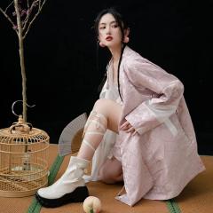坠落春夜-资料图
