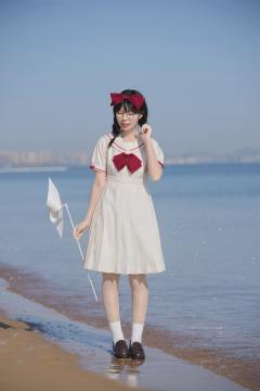 大蝴蝶结盛夏服-资料图
