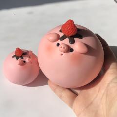 大体HuHu草莓猪-资料图