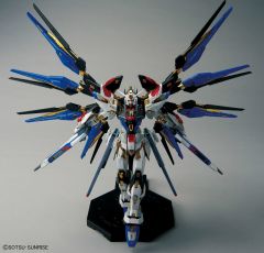 MGEX ZGMF-X20A 强袭自由高达-资料图