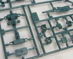 HGUC 钢普拉入门套装 Vol.1 高达+扎古-资料图