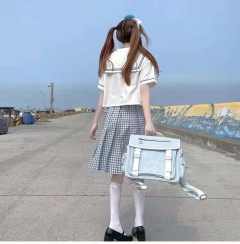 玉桂狗制服包-资料图