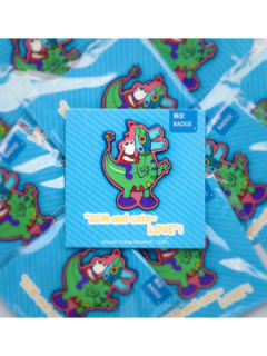 LOVE恋 徽章 粉色