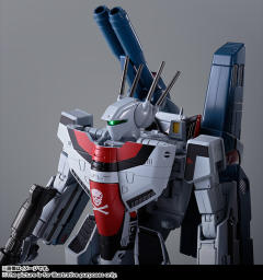 VF-1S 攻击女武神 （一条辉专用机）-资料图