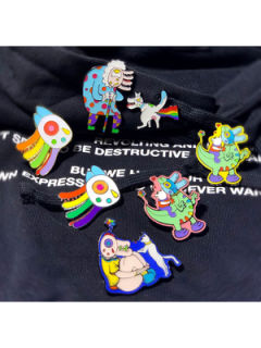 伴 徽章-资料图