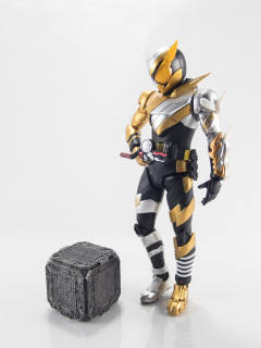 SHF 假面骑士Build RabbitDragon Form-资料图