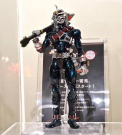 SHF 真骨雕 假面骑士轰鬼-资料图