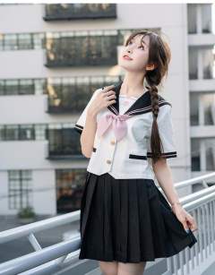 洛璃高·套装-资料图