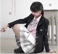 布朗茶茶·西服-资料图