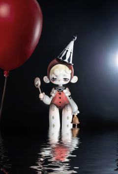 小丑乐园-资料图