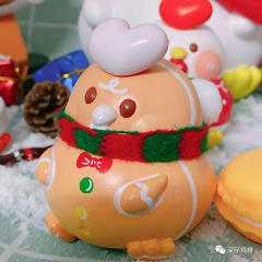 圣诞姜饼小比心鸡-资料图