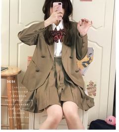 休闲西服-资料图