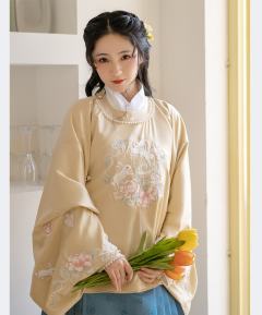 拾月-资料图