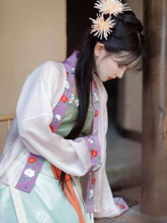 朝华-资料图