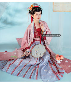 庄笙晓梦-资料图