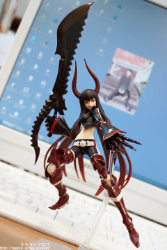 figma#168 黑金锯手 TV Animation ver.-资料图