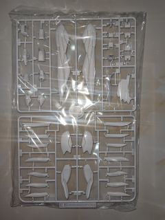 RG XXXG-00W0 飞翼零式高达EW 钛金属色电镀版-资料图