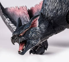 S.H.MonsterArts 迅龙 -资料图