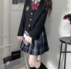 荆棘玫瑰·西服-资料图