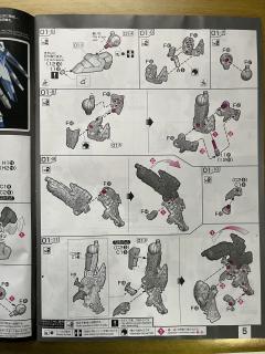 RG RX-93-ν2 Hi-ν 高达 钛电镀版-资料图