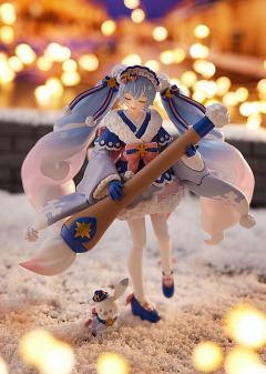 figma#EX-067 初音未来 雪未来 2023版-资料图