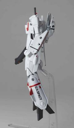 VF-1J 女武神（一条辉专用机） Transformable-资料图