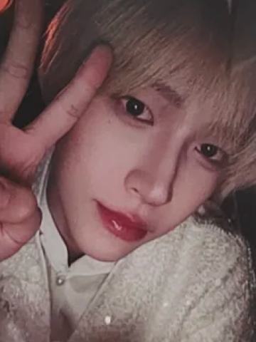 24超订春季成都演唱会特典