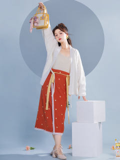 诗歌与花环·繁星-资料图