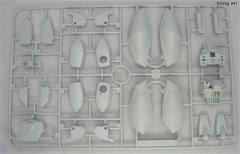 1/100 高达SEED DESTINY模型系列 LV-ZGMF-X23S 先锋救世主高达-资料图