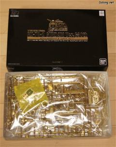 HG Ver.G30th RX-78-2 元祖高达 Premium Gold ver.-资料图