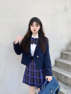 宫泽野·西服-资料图