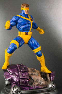 Fine Art Statue 镭射眼 Danger Room Sessions-资料图