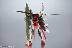 ROBOT魂 GAT-X105 强袭高达 GAT-X105+AQM/E-YM1 完美强袭高达-资料图