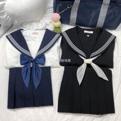 绀黑双色水手服-资料图