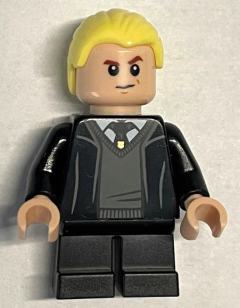 Draco Malfoy, Hogwarts Robe