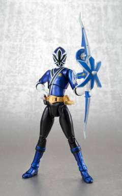 SHF 真剑蓝 Metallic Coating Deluxe Action Figure Set-资料图