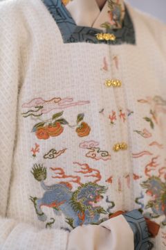 狮柿如意-资料图