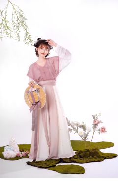 唐背子破裙套装-资料图