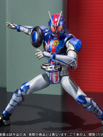 SHF 假面骑士 Mach Chaser