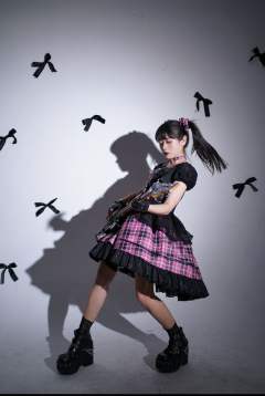闪光少女 JSK-资料图