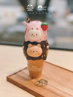 情人节限定熊兔双球甜筒-资料图