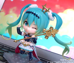 粘土人 #898 初音未来 Racing 2018 Ver.-资料图