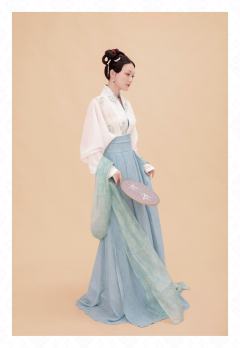 月明-资料图