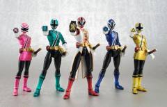 SHF 真剑粉 Metallic Coating Deluxe Action Figure Set