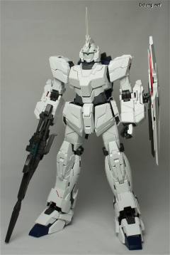 PG RX-0 独角兽高达-资料图