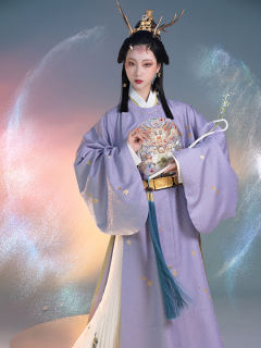 梅花三龙·补服-资料图