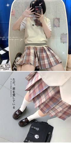 洛可可-资料图