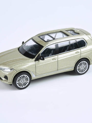 BMW X7 -  Sunstone