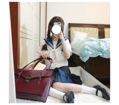 云墨·水手服-资料图
